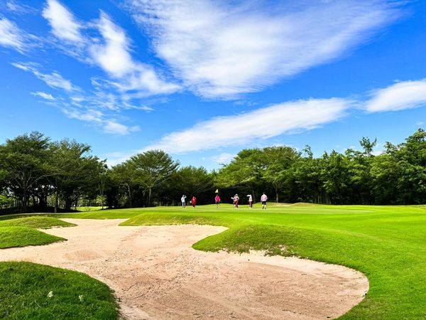 สนามกอล์ฟ กบินทร์บุรี สปอร์ตคลับ Kbsc 8 people golf course nature and grass