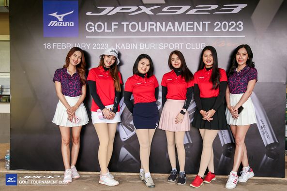 สนามกอล์ฟ กบินทร์บุรี สปอร์ตคลับ Kbsc 6 people people standing and MIZUTO 18 FEBRUARY FEBRI 2023 JPX923 GOLF TOURNAMENT 2023 KABIN BURI SPORT CLUB F MIzUnO SEO JPX923 GOLF TOURNAMENT 2023