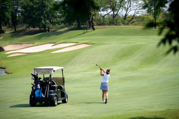 Nikanti Golf Club Nakhon Pathom nbsp 1 person golfing golf cart and golf course