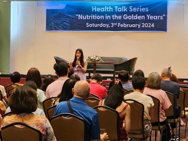 The Royal Bangkok Sports Club nbsp 10 people and Health Talk Series Nutrition in the Golden Years Saturday 3rd February 2024