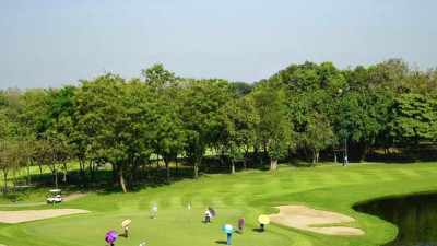 The sky, sunshine, and wind will bring challenging golf in every hole.