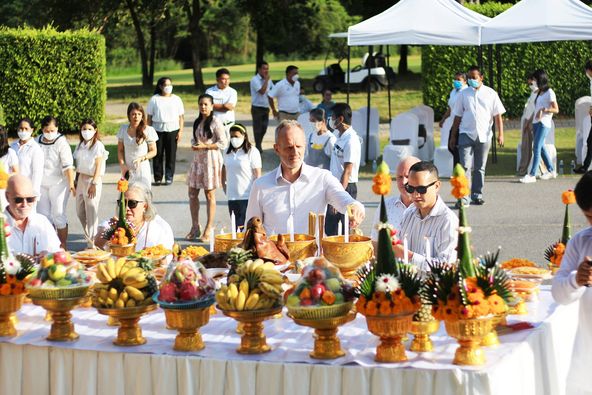 Banyan Golf Club Hua Hin 13 people people standing and outdoors