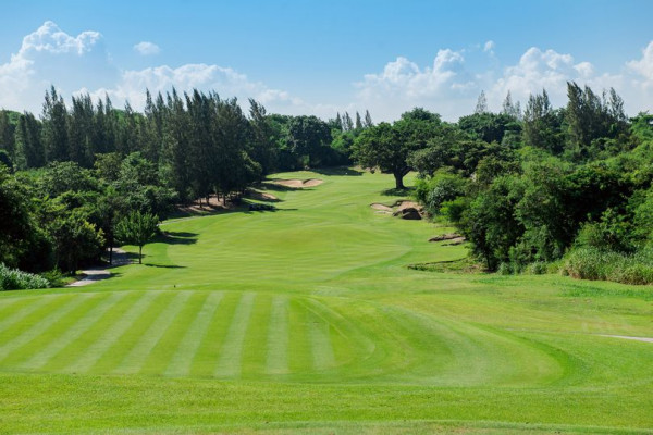 Banyan Golf Club Hua Hin golf golf cart and golf course