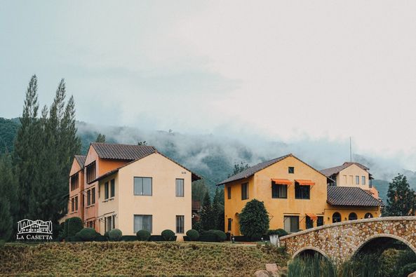 Toscana Valley fog and the Arno River