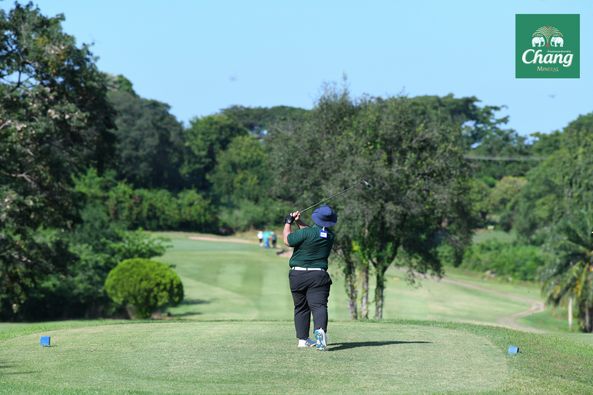 Panoramagolfclub 3 people people golfing golf course and text