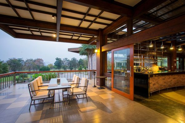 Mountain Creek Golf Resort And Residences lighting and sliding door