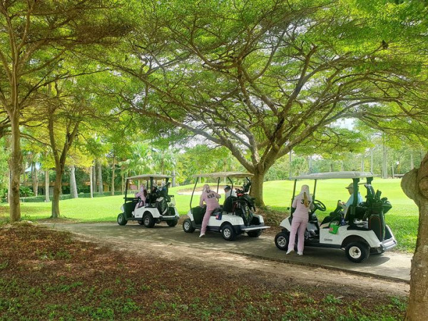 Rayong Green Valley Golf 4 people grass and tree