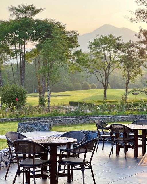 Chatrium Golf Resort Soi Dao Chanthaburi golf twilight and golf course