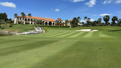 The golf course continues to improve after our restoration project. A few pictures from this mornings set up