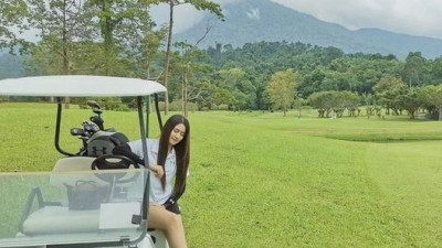 Take a break during your round and snap some shot with the scenery scence at Chatrium Soidao Golf Club.