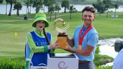 What a great week hosting the Asia Pacific Amateur Championship! Harrison Crowe with an unbelievable up and down at the last. Fantastic help and guidance from our very own Khun Rin who was the winning caddy