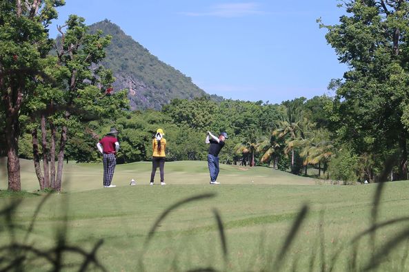 Mida Golf Club Kanchanaburi 5 people people golfing and golf course